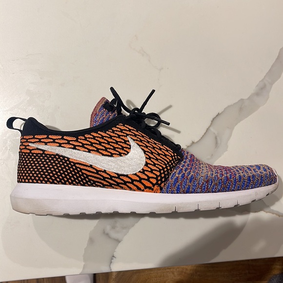 Nike Flyknit Rosherun Random Yarn Size 12 lightly used - Picture 5 of 5